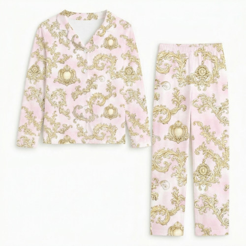 Women’s Classic Pajama Set ..