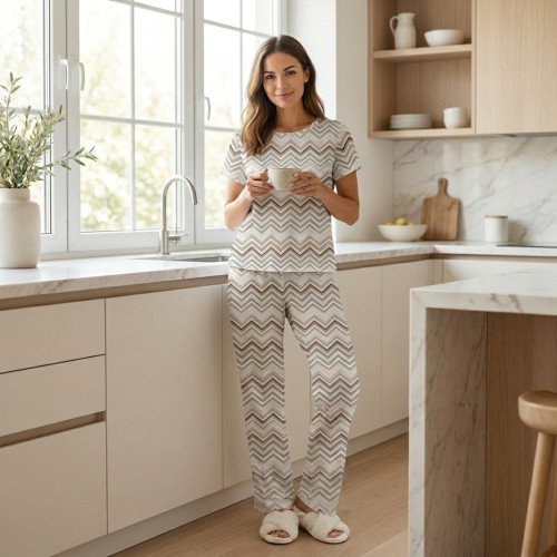 Elegant Set with Short-Slee..